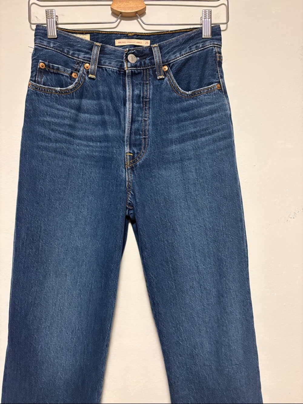 LEVI’S Ribcage Straight Ankle Jeans - Picture 2 of 11